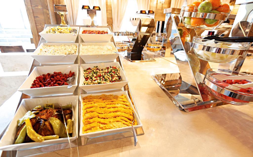 Royal Hotel&spa Готель Узунгьоль